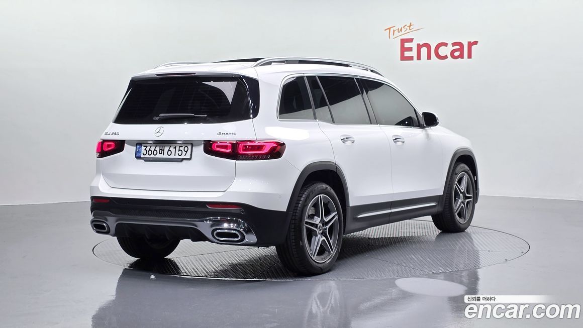 Mercedes-Benz GLB-Class GLB250 4MATIC, 2022