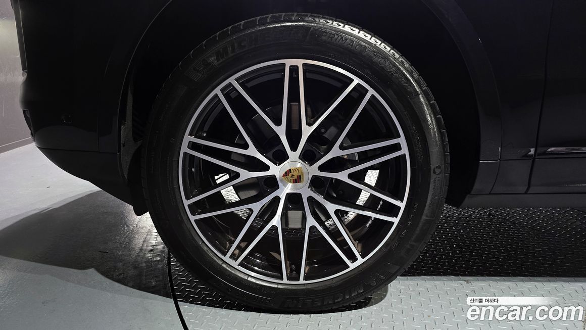 Porsche Cayenne 3.0 Coupe, 2024