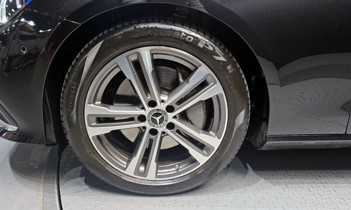 Mercedes-Benz E-Class E350 4MATIC Avantgarde, 2022