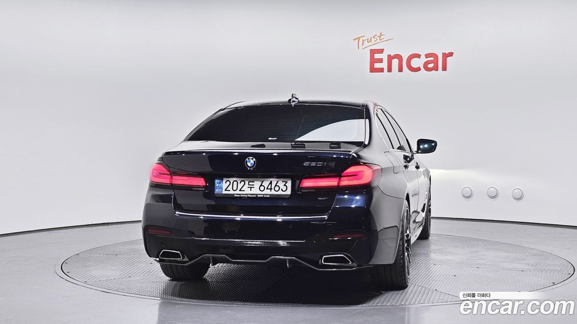 BMW 5-Series 520i M Sport, 2022