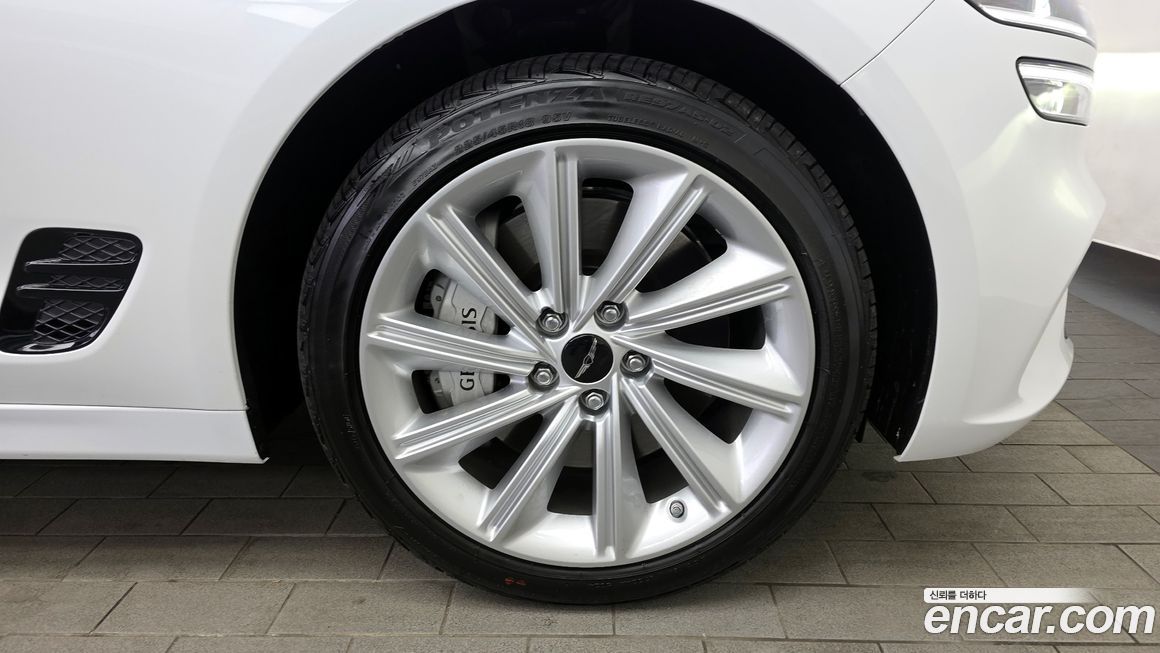 Genesis G70 Gasoline 2.5T 2WD, 2025