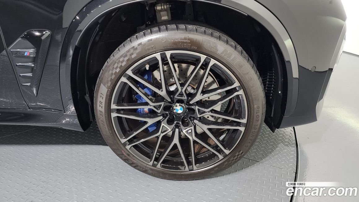 BMW X5M 4.4 Competition, 2025