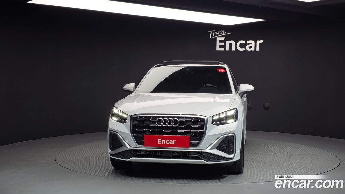 Audi Q2 35 TDI Premium, 2023