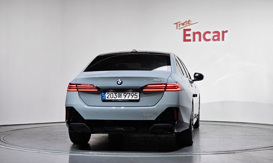 BMW 5-Series 520i M Sport, 2024