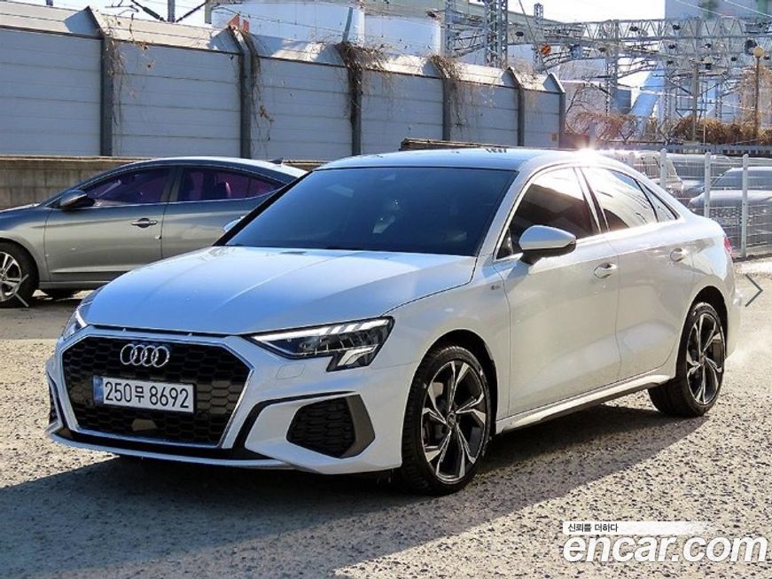 Audi A3 40 TFSI Premium, 2024