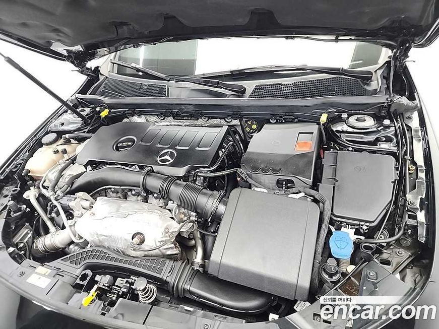 Mercedes-Benz CLA-Class CLA250 4MATIC, 2023