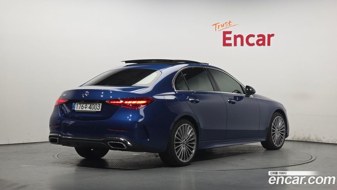 Mercedes-Benz C-Class C300 AMG Line, 2022