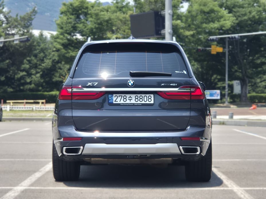 BMW X7 xDrive 40i Design Pure Excellence 6-Seater, 2021