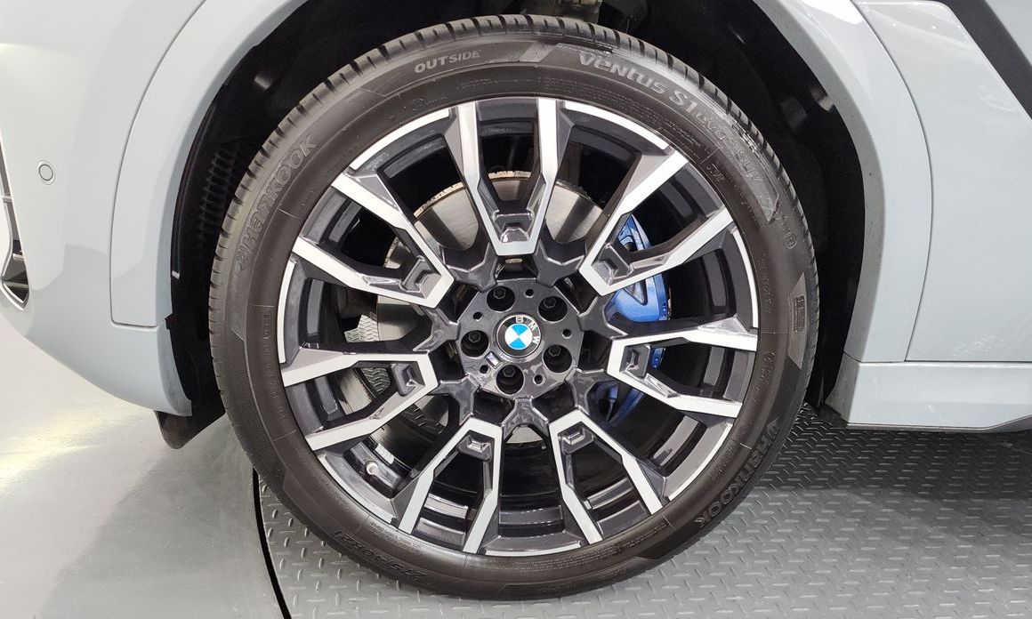 BMW X6 xDrive40i M Sport, 2024