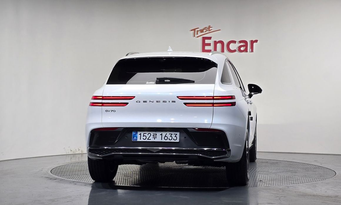 Genesis GV70 2.5T Gasoline 2WD, 2025