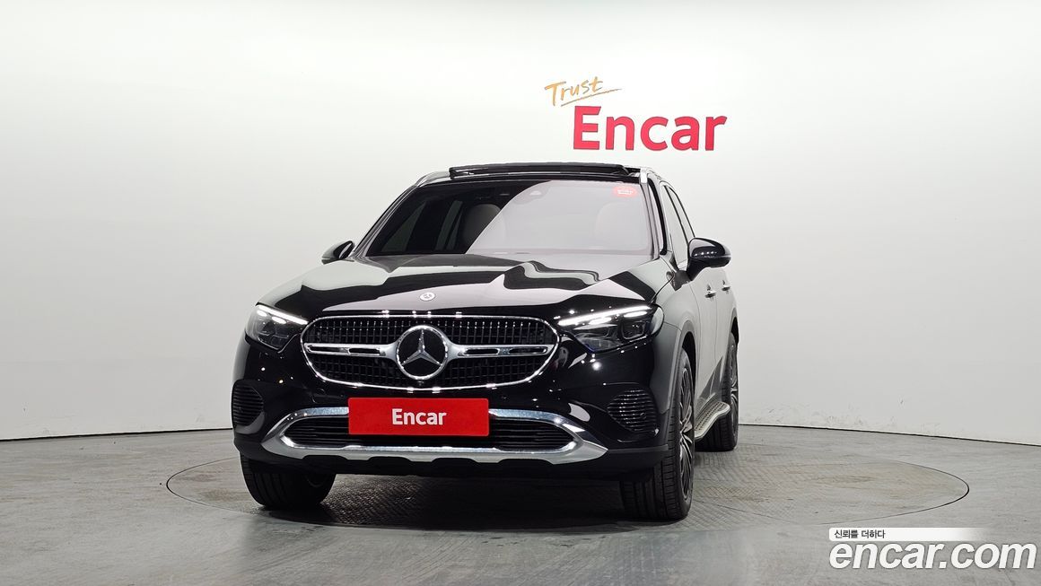 Mercedes-Benz GLC-Class GLC 300 4MATIC Avantgarde, 2025