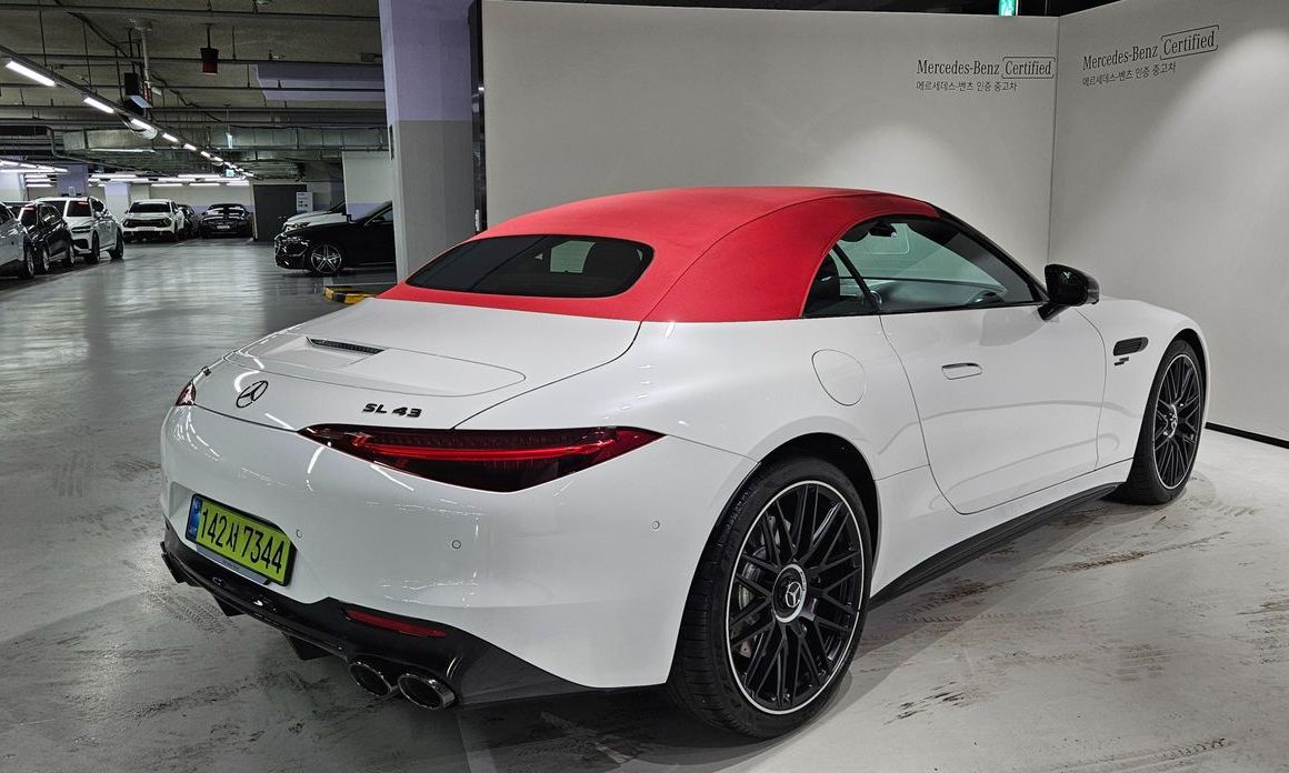 Mercedes-Benz SL-Class AMG SL43, 2025