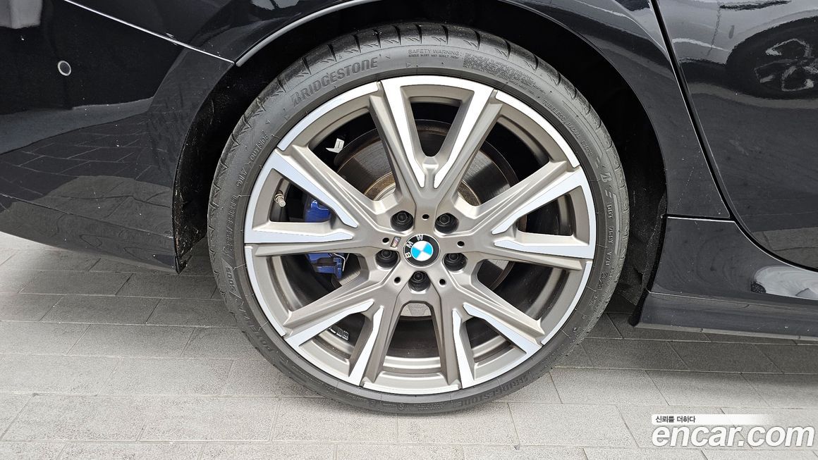 BMW 2-Series M235i xDrive, 2024