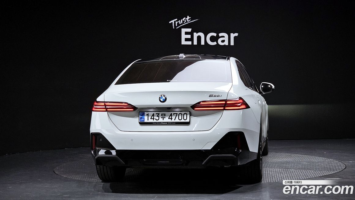 BMW 5-Series 520i M Sport, 2024