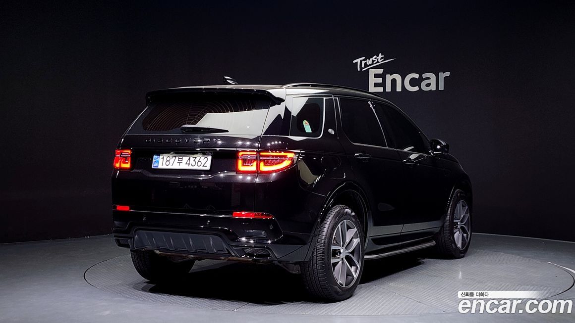 Land Rover Discovery Sport P250 Dynamic SE, 2024