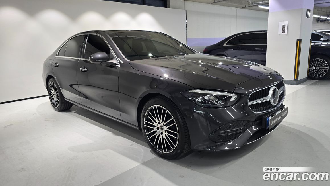 Mercedes-Benz C-Class C200 4MATIC Avantgarde, 2025