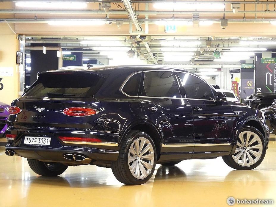 Bentley Bentayga 4.0 V8, 2022