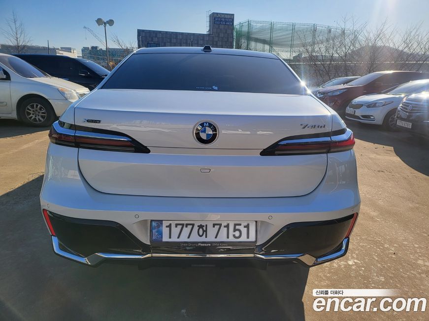 BMW 7-Series 740d xDrive M Sport, 2025