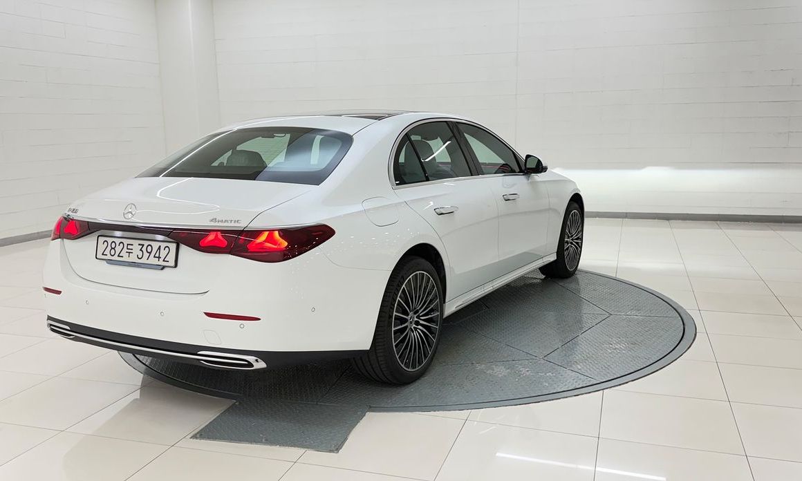 Mercedes-Benz E-Class E450 4MATIC Exclusive, 2025