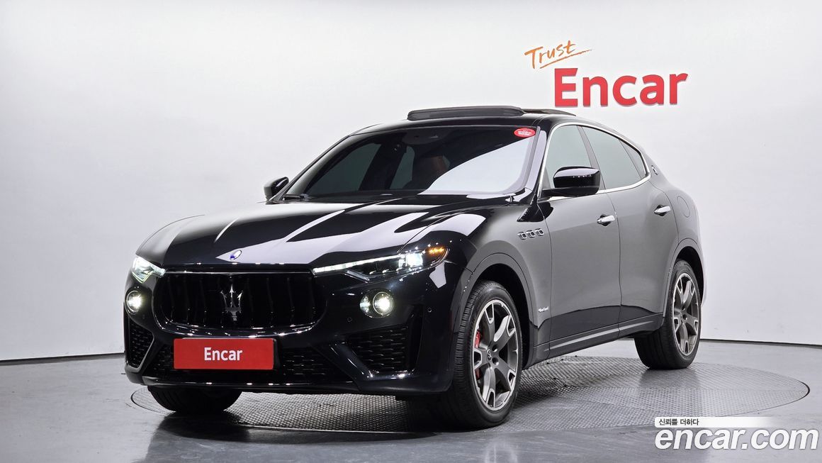 Maserati Levante 3.0 AWD Modena, 2021