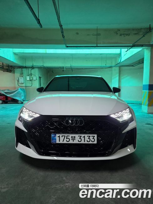 Audi RS3 2.5 TFSI Quattro Carbon Edition, 2025