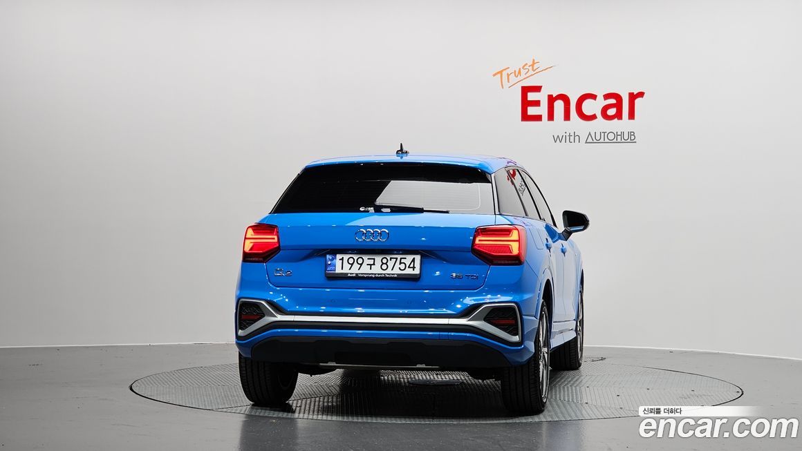 Audi Q2 35 TDI Premium, 2023