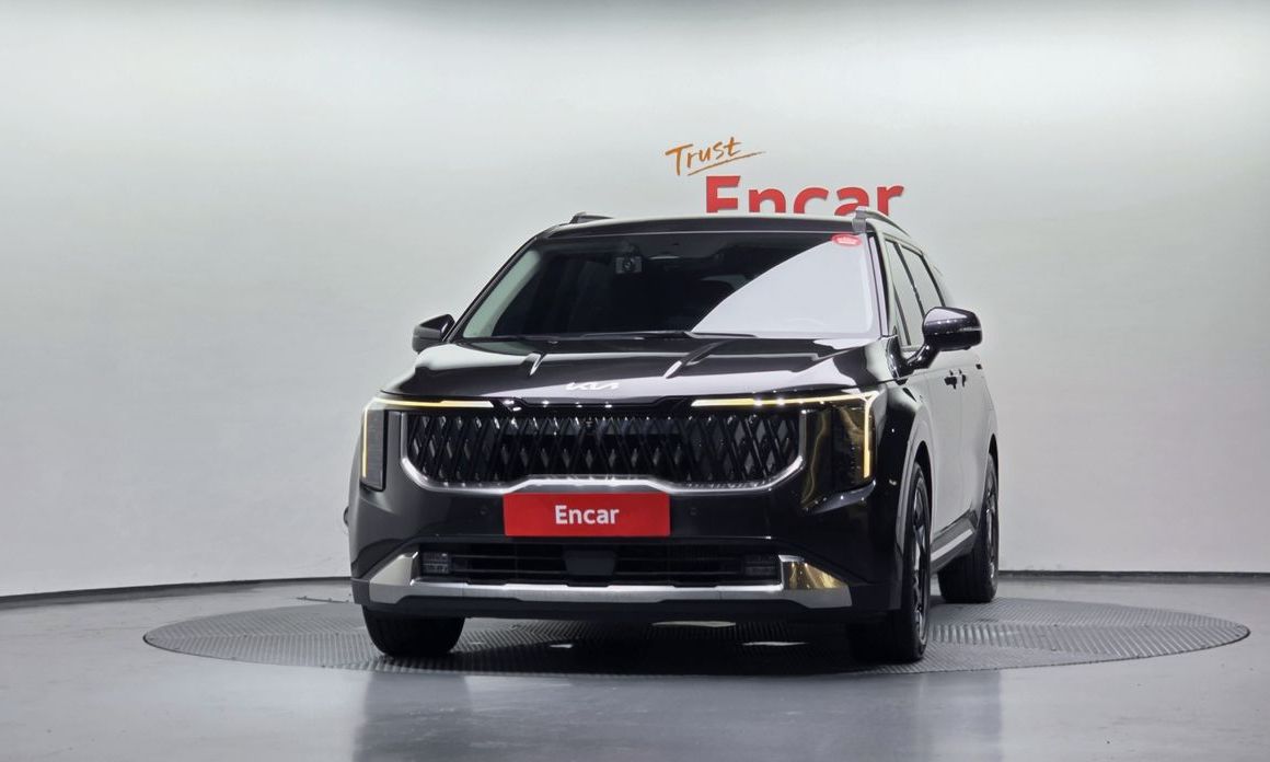 Kia Carnival 7-Seater Signature, 2024