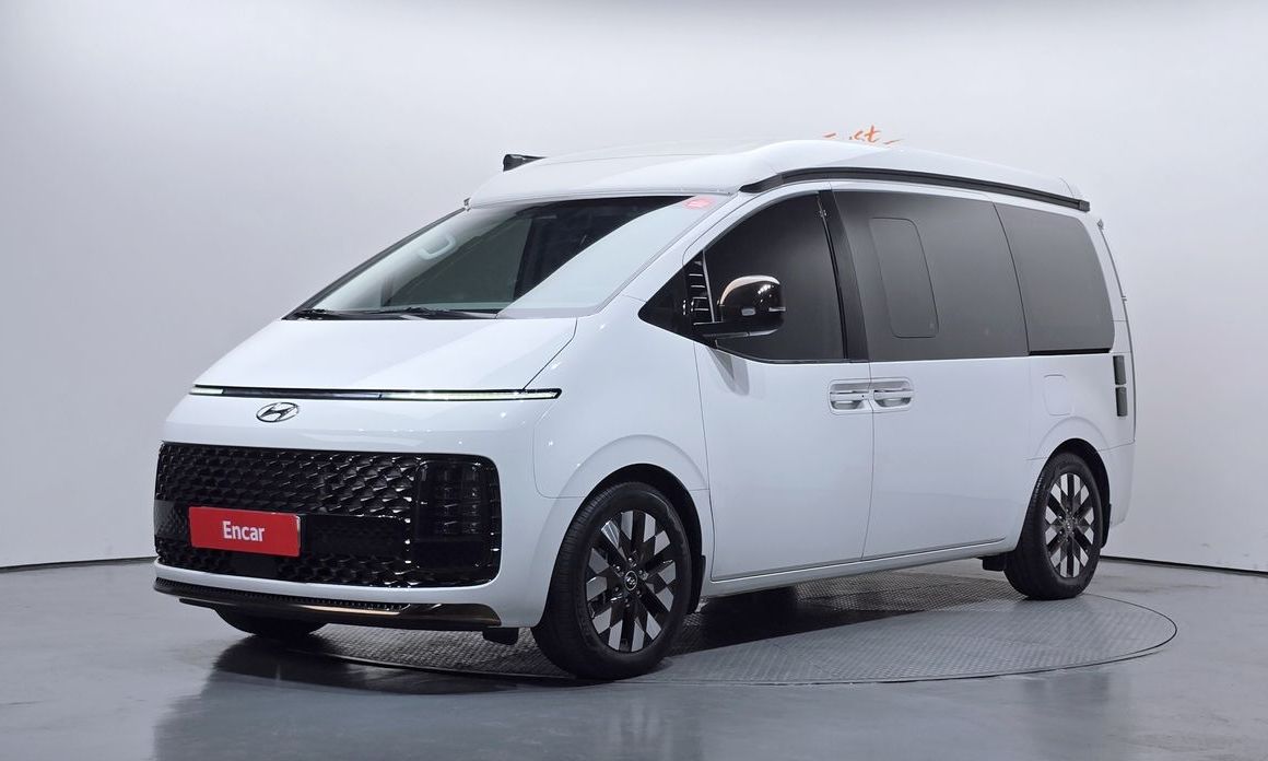 Hyundai Staria 2WD Camping Car, 2024