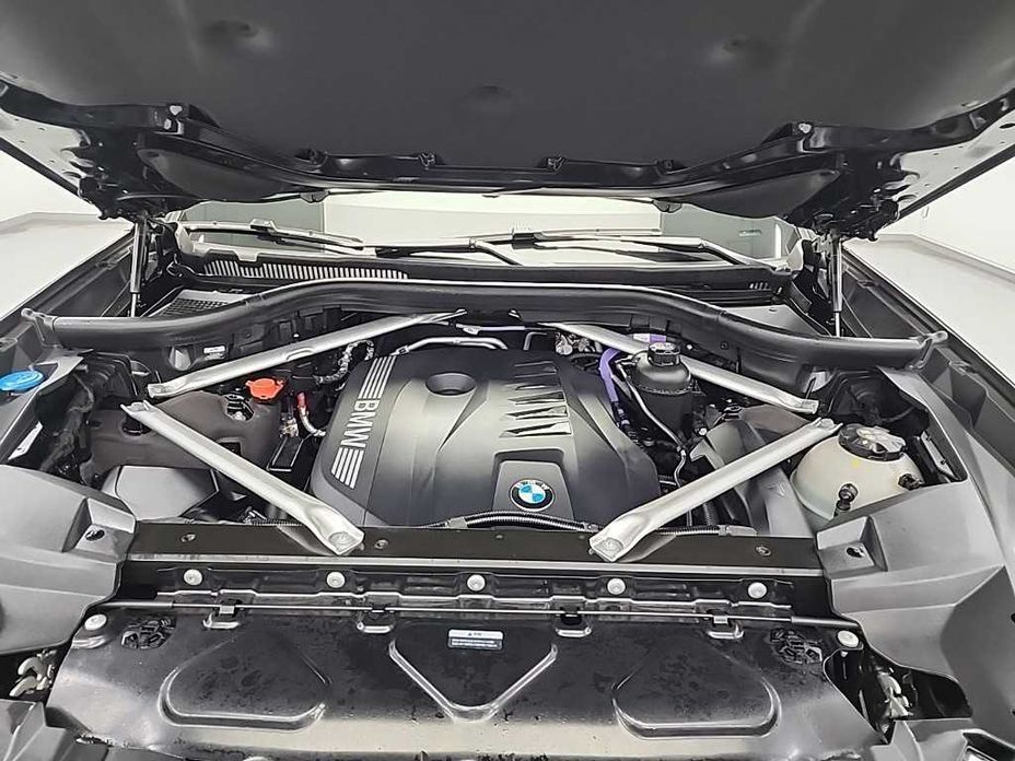 BMW X7 xDrive 40i M Sport 6STR, 2024