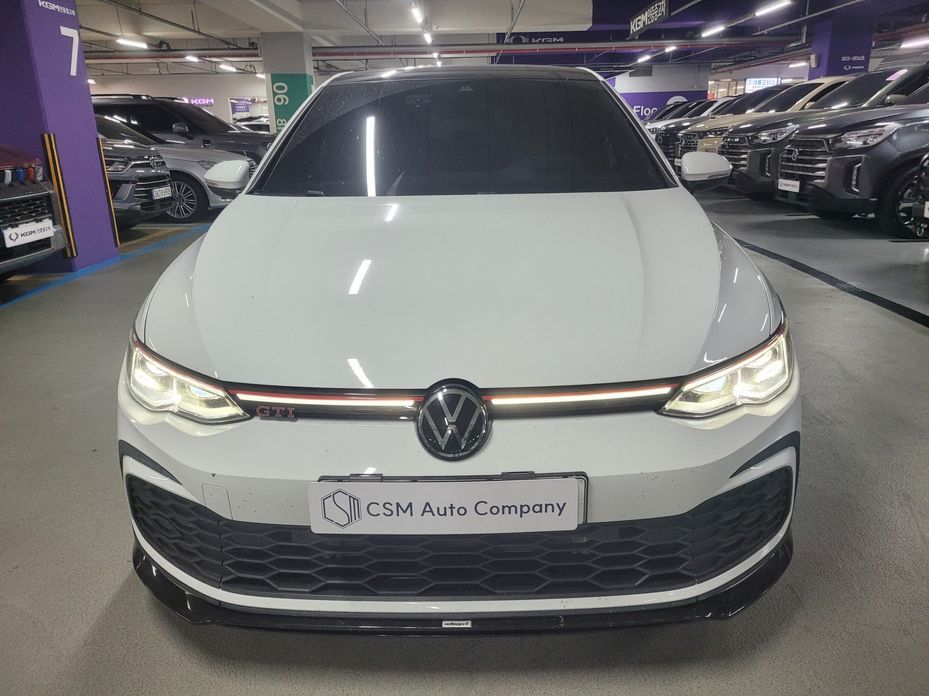 Volkswagen Golf 2.0 GTI, 2024