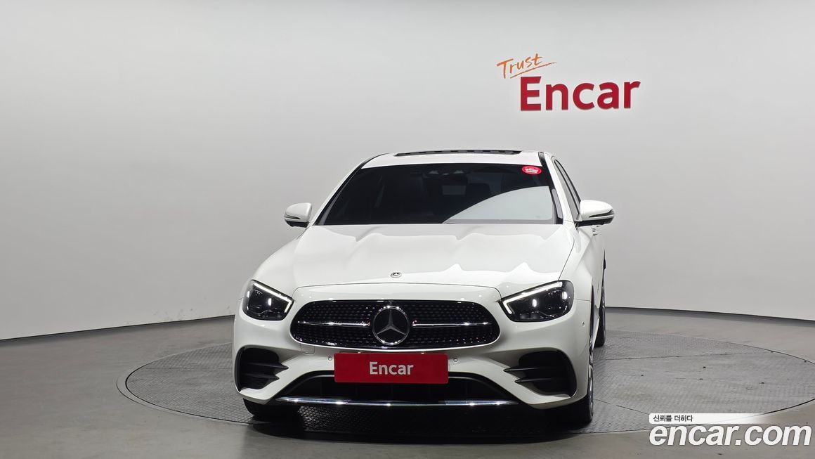 Mercedes-Benz E-Class E220d 4MATIC AMG Line, 2022