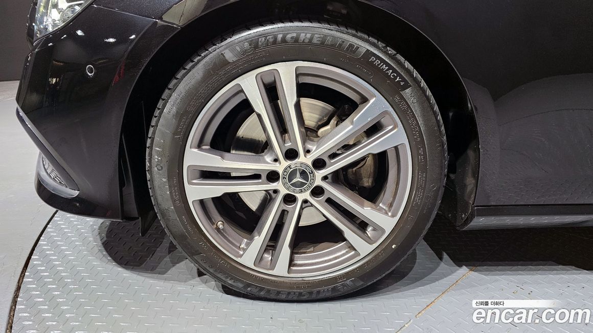 Mercedes-Benz E-Class E250 Avantgarde, 2023