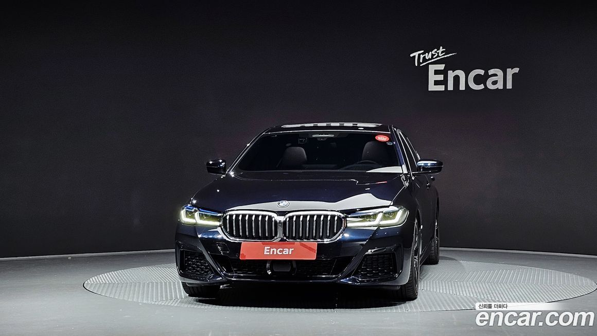 BMW 5-Series 530i M Sport Package, 2023