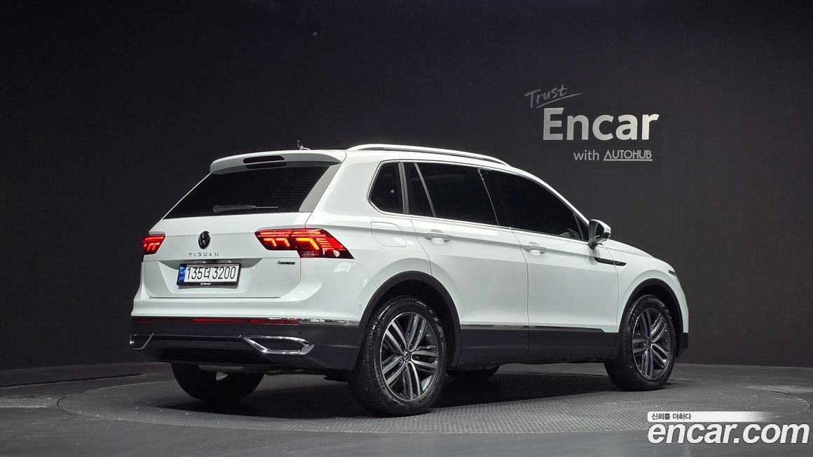 Volkswagen Tiguan 2.0 TDI 4Motion Prestige, 2023