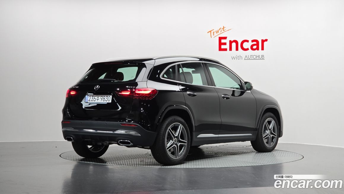 Mercedes-Benz GLA-Class GLA250 4MATIC, 2025