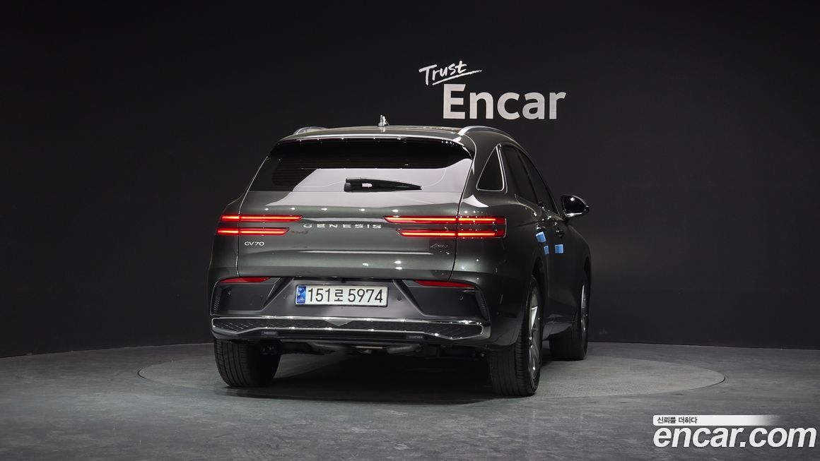 Genesis GV70 2.5T Gasoline AWD, 2025