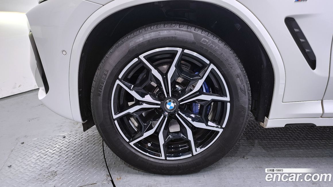 BMW X4 xDrive20i M Sport, 2023