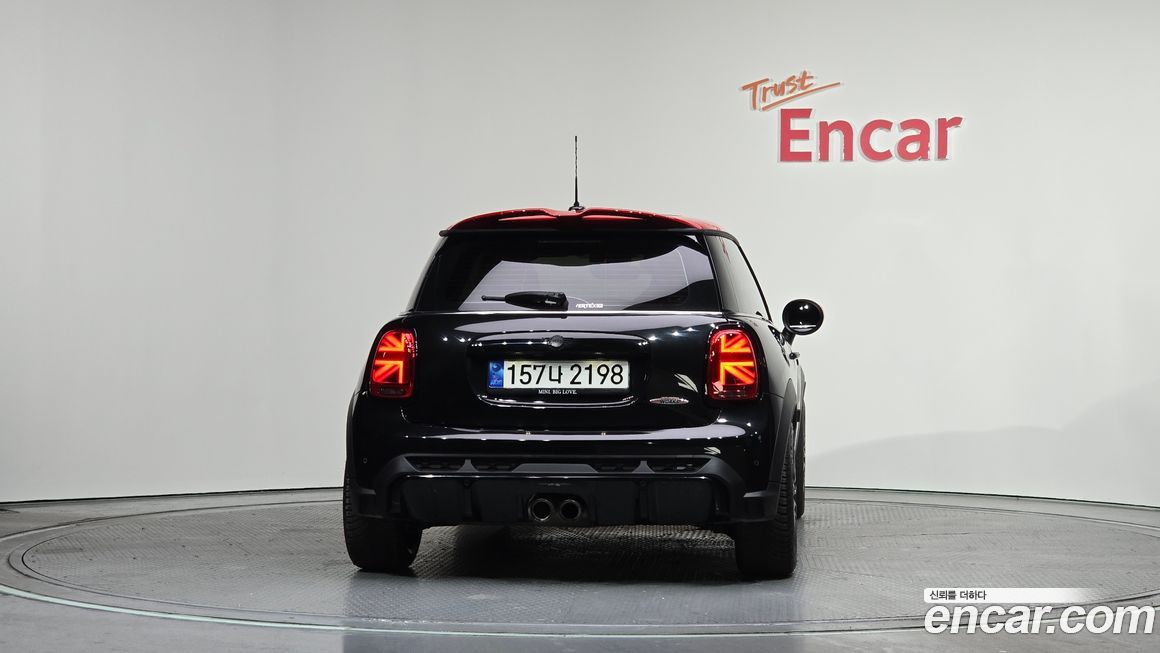 Mini Cooper JCW, 2023