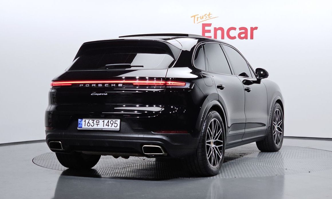 Porsche Cayenne 3.0, 2024