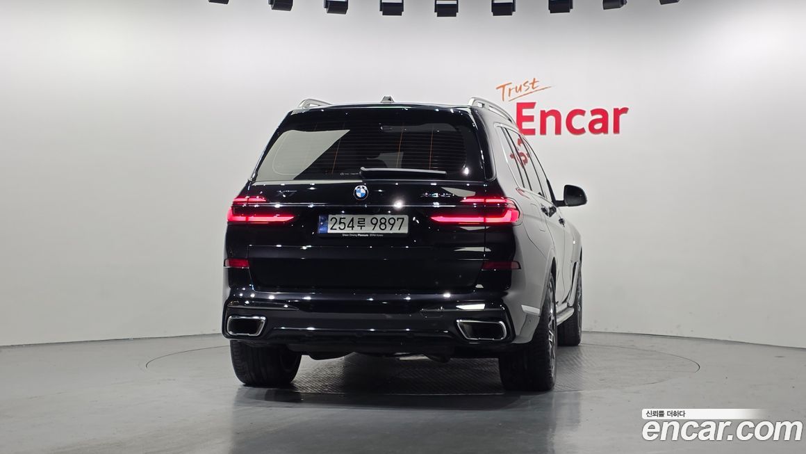BMW X7 xDrive 40i M Sport 6STR, 2024