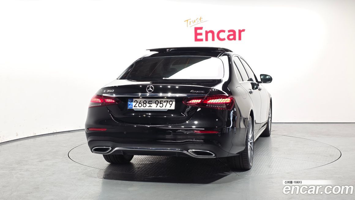 Mercedes-Benz E-Class E350 4MATIC AMG Line, 2022