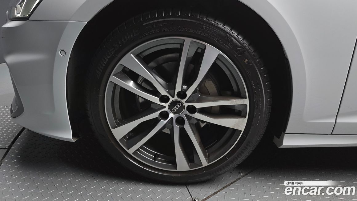 Audi A6 40 TDI Premium, 2022