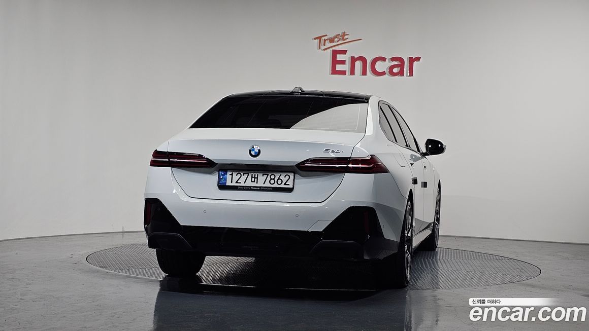 BMW 5-Series 520i M Sport, 2024