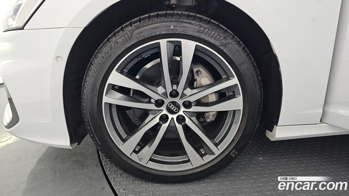 Audi A6 45 TFSI Quattro Premium, 2021