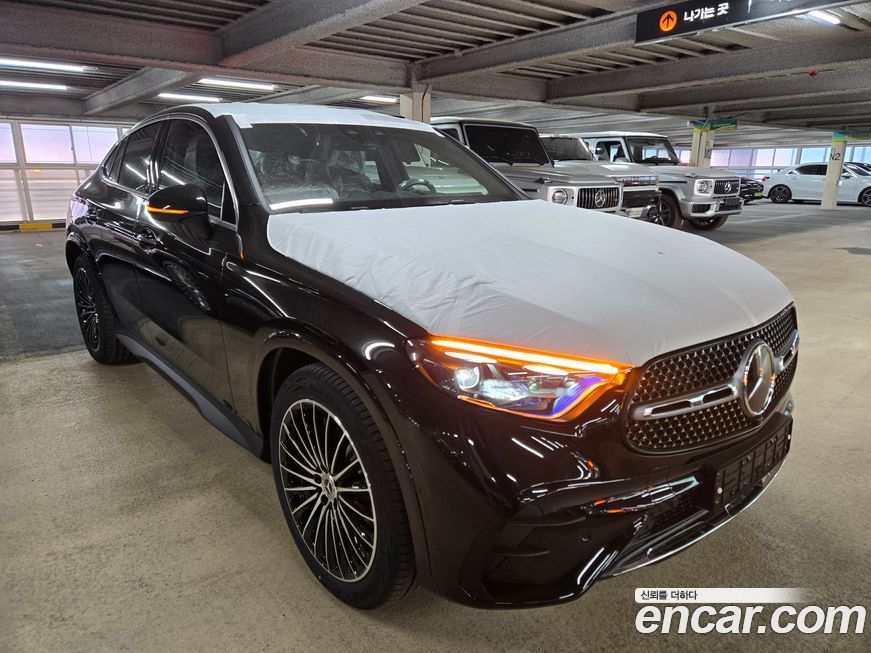 Mercedes-Benz GLC-Class GLC300 4MATIC Coupe, 2026