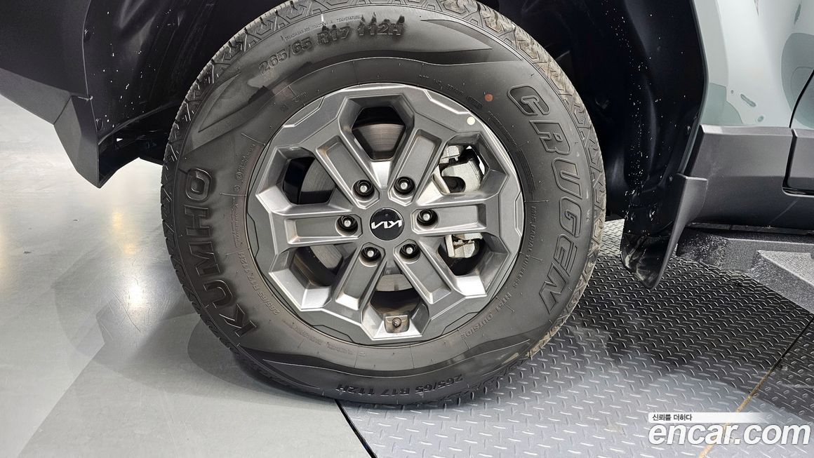 Kia Tasman 2.5T Gasoline 2WD, 2026