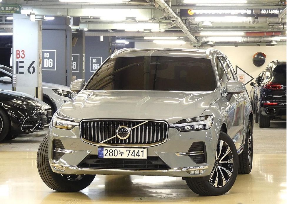 Volvo XC60 B5 Ultimate Bright, 2024