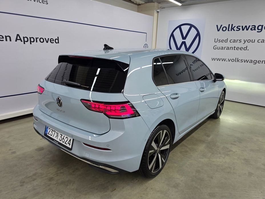 Volkswagen Golf 2.0 TDI Prestige, 2025