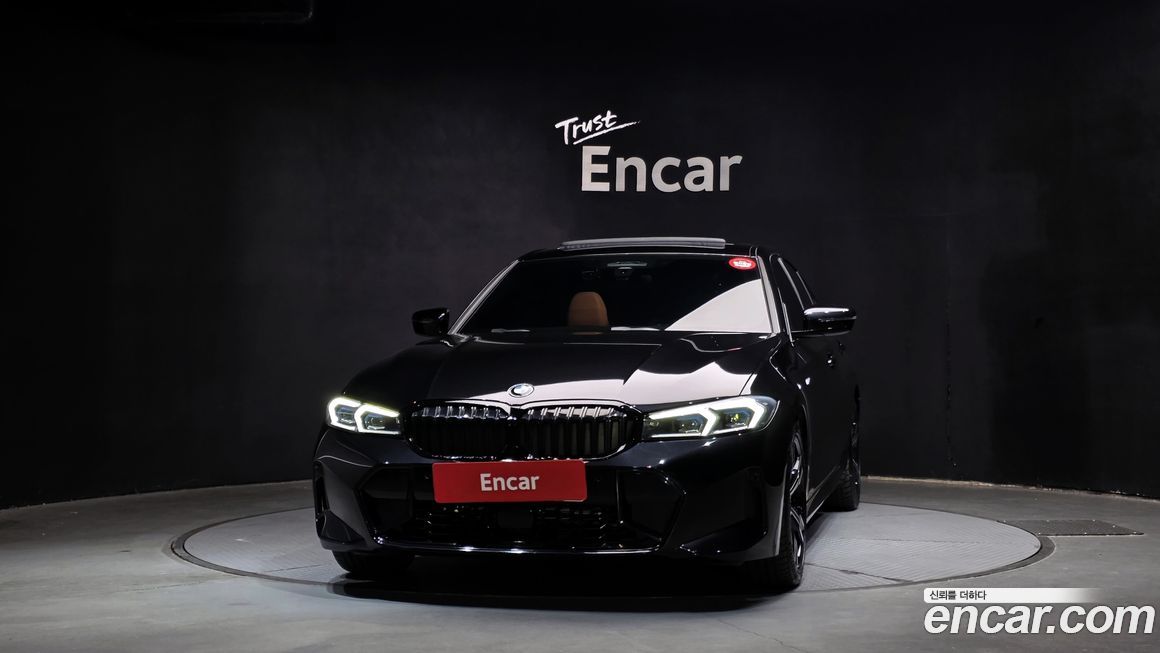 BMW 3-Series 320i M Sport, 2025