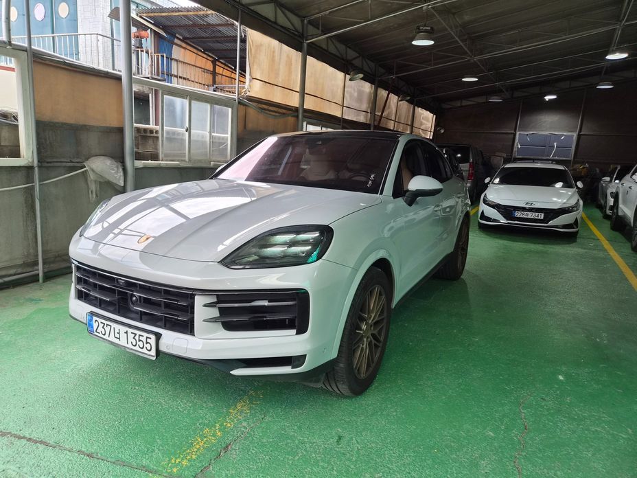 Porsche Cayenne 3.0 Coupe, 2024